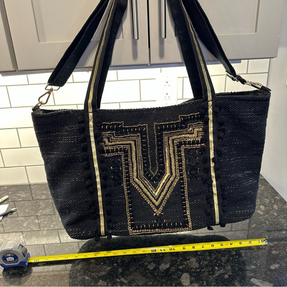 America and Beyond large tote. Used but great condition